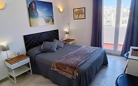Apartamento En Puerto Marina G204
